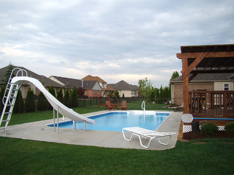 Grimmer Family Swimming Pool